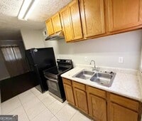 Building Photo - 420 Rawson St SW