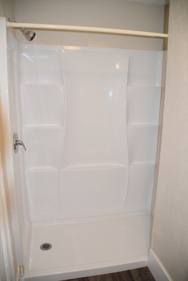 Building Photo - DOWNING3016