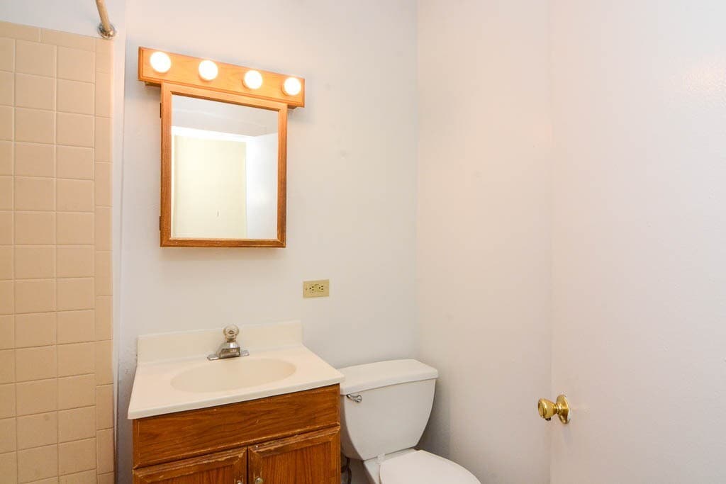 Building Photo - 1542 N Kedzie Ave