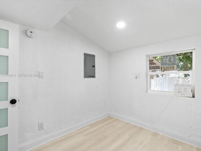 Building Photo - 1829 NW 62nd Terrace
