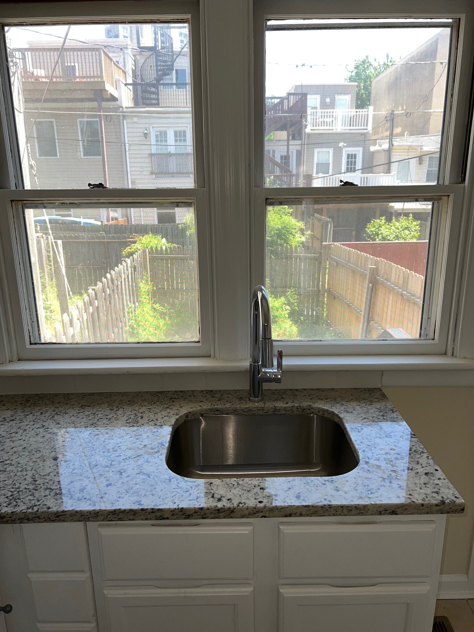 kitchen windows - 1323 Cooksie St