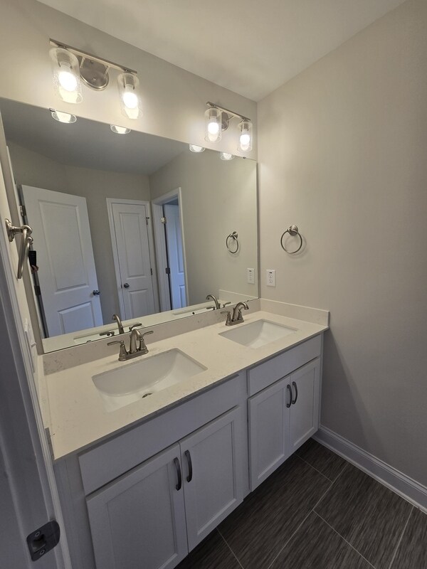 Building Photo - 463 Jackson Pond Dr