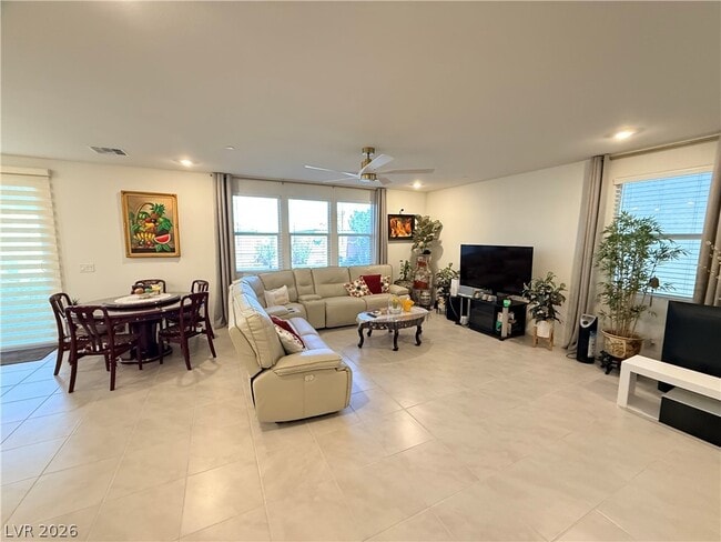 Building Photo - 10854 Gentle Crst Ave