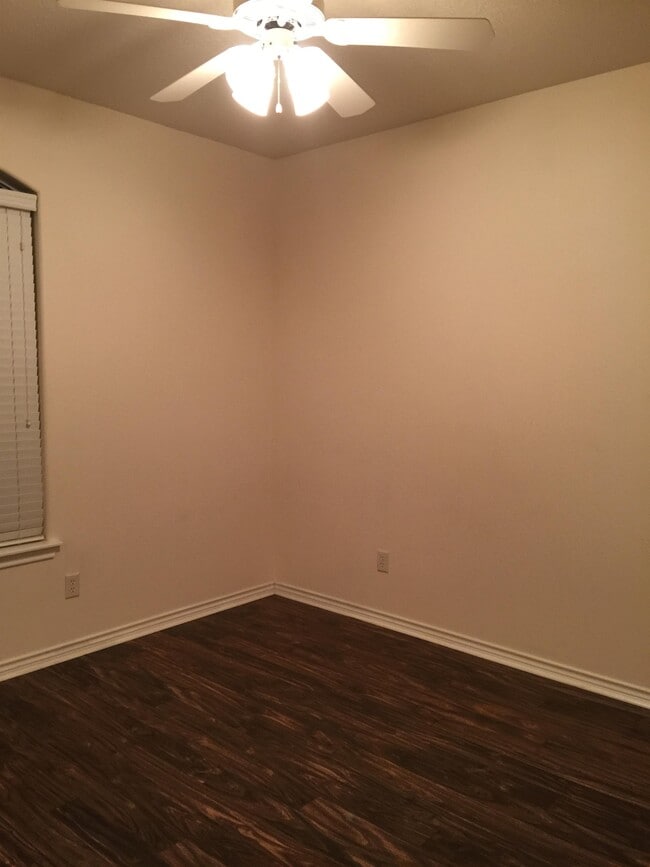 Building Photo - 4248 Rocky Rhodes Dr