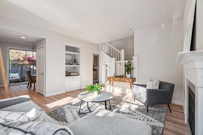 Building Photo - 217 Roosevelt Terrace