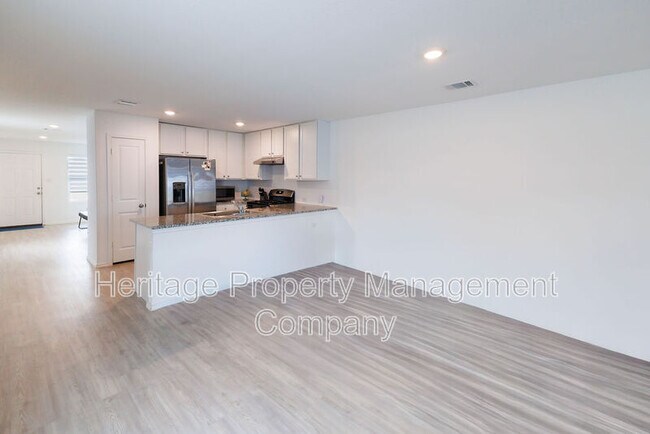 Building Photo - 10502 Torroja Wy