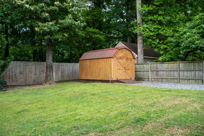 Building Photo - 12914 Fitzhugh Dr