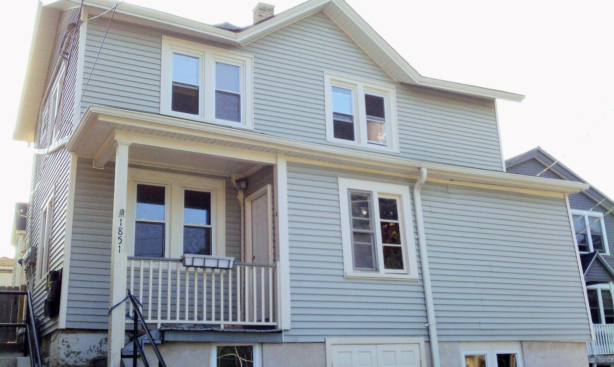 Building Photo - 1851 N Pulaski St