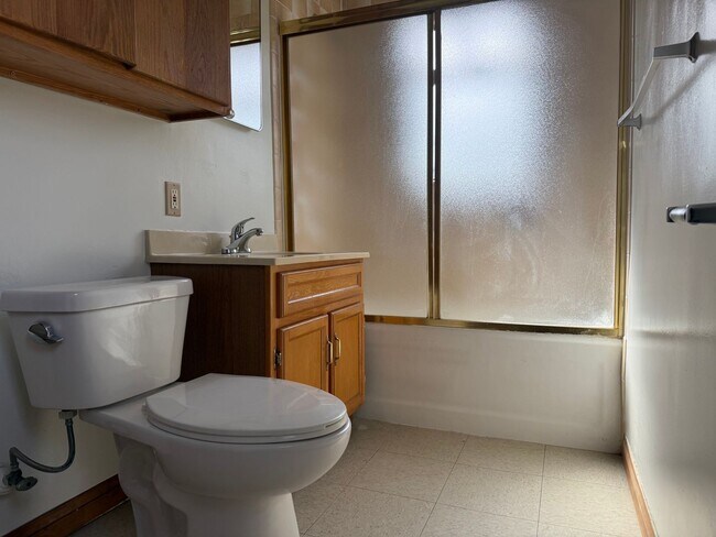 Building Photo - 2564 Corralitas Dr