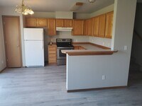 Building Photo - Wonderful 3 bedroom 2 bath Duplex in Post ...