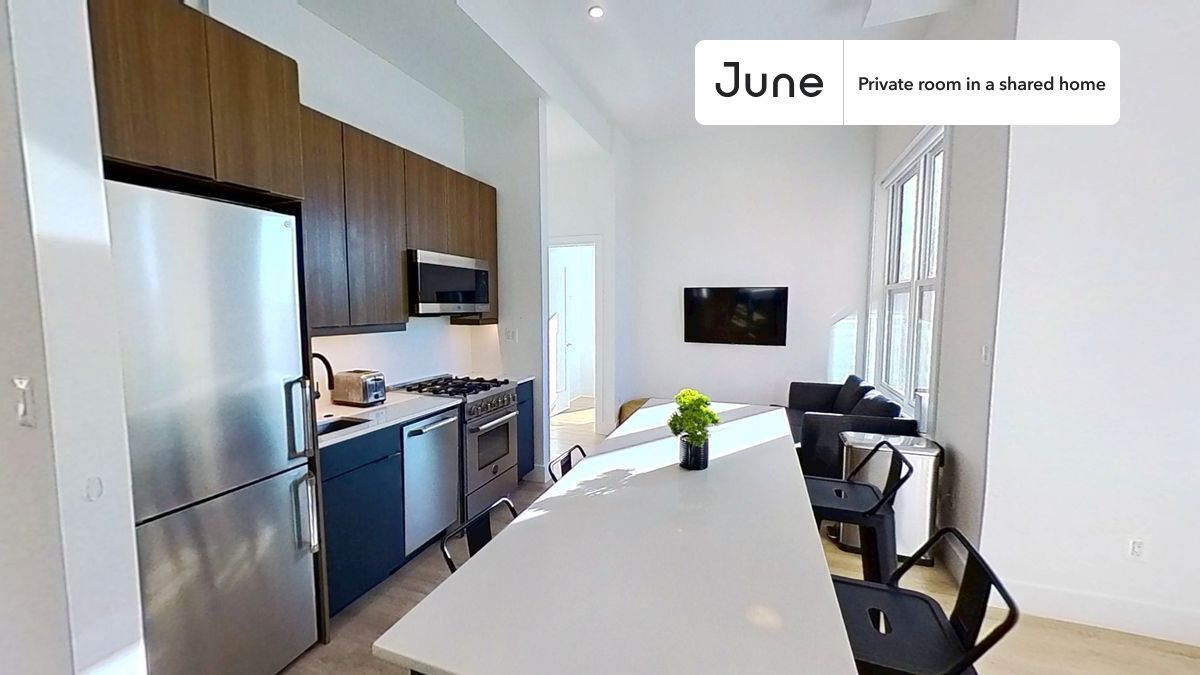 Building Photo - Room in Shared 4 bed/2 bath home