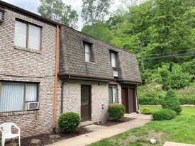Building Photo - 502 Kellywood Mnr