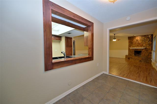 Building Photo - 4107 Pyracantha Dr