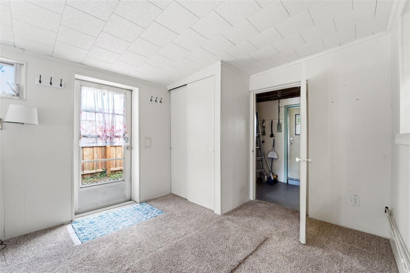 Building Photo - 10949 105th St