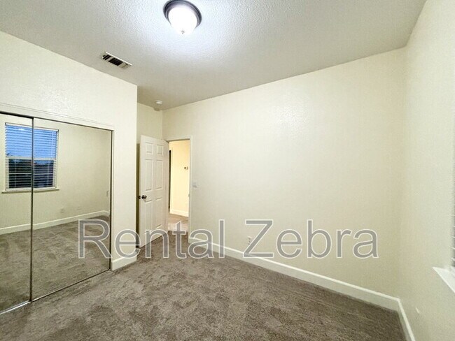 Building Photo - 480 Tolman Way