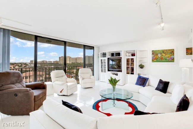 Building Photo - 2 br, 2 bath Condo - 899 Jeffery St Apt 602