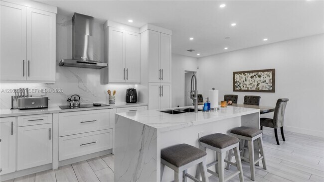 Building Photo - 15817 SW 138th Terrace