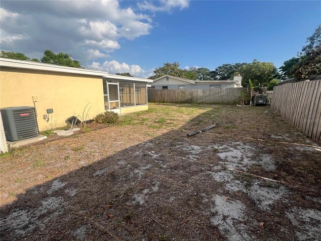 Building Photo - 8837 Sterling Ln
