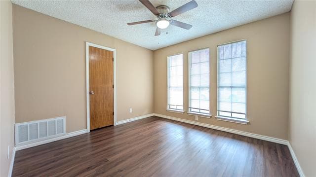 Building Photo - 429 Headlee St