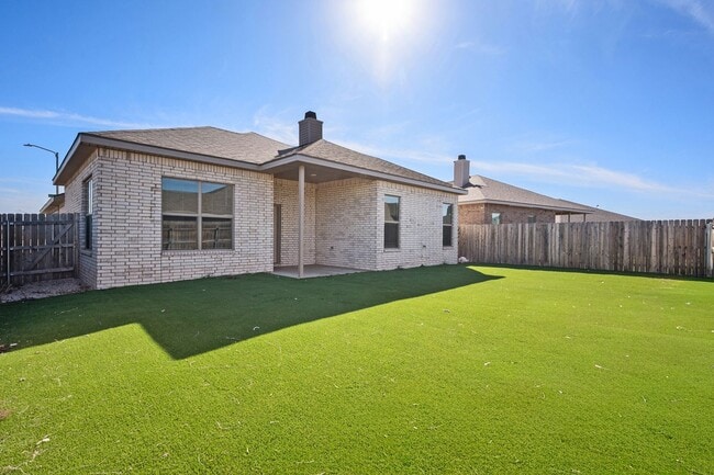Building Photo - 4 Bedroom Home In Frenship ISD