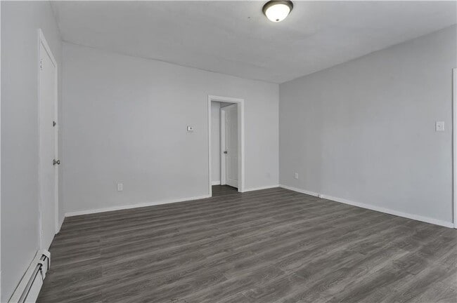 Building Photo - 52 Bellevue Ave