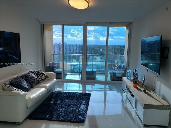 Building Photo - 2501 S Ocean Dr