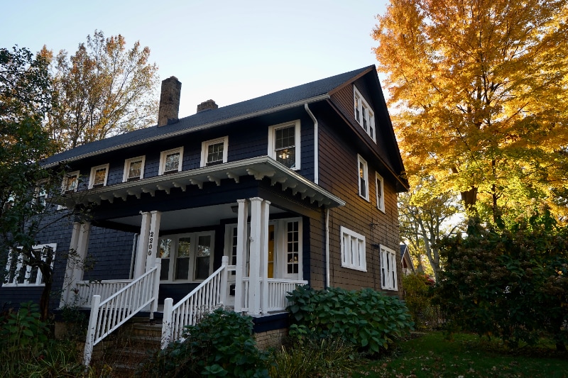 Primary Photo - 2200 Cottage Grove Ave