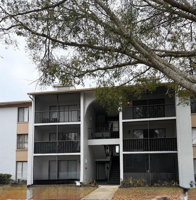 Building Photo - 8215 Sun Spring Cir