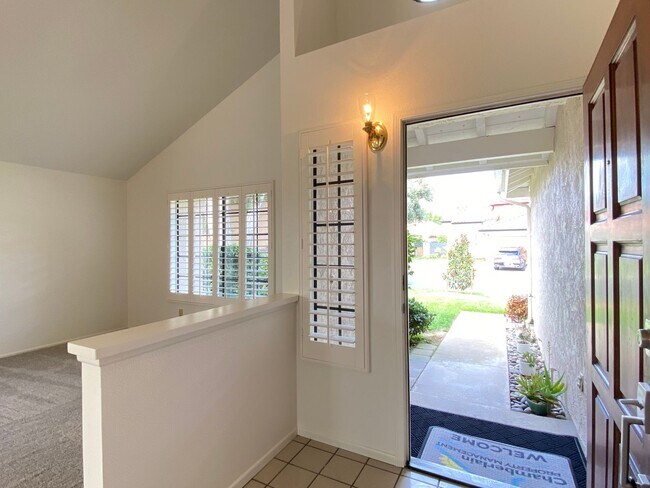 Building Photo - Cardiff Home in Desirable Sandy Point!