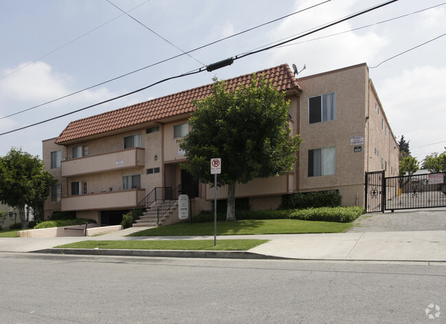 Primary Photo - Milwood Apartments