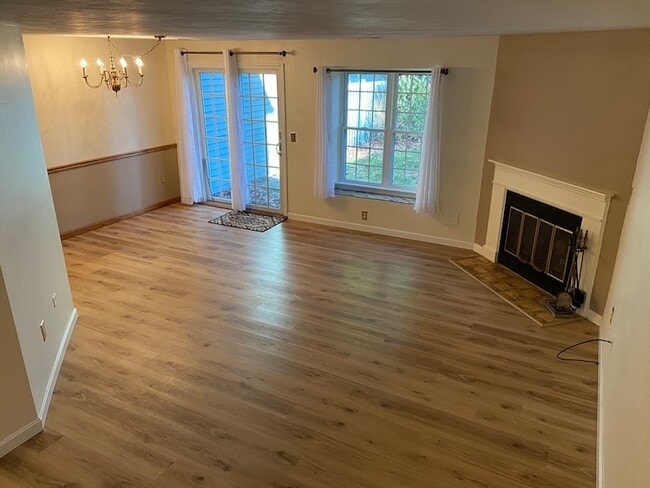 Building Photo - 501 Ridgefield Cir