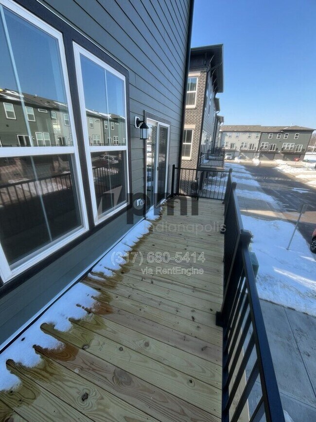 Building Photo - 4895 Gilet Dr