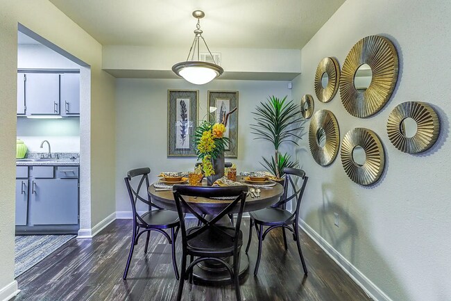 Building Photo - 2 bed ONLY - $1,235!