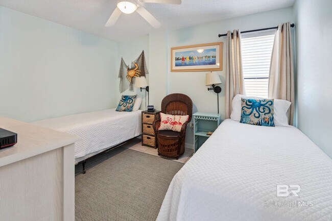 Building Photo - 1516 Sandpiper Ln