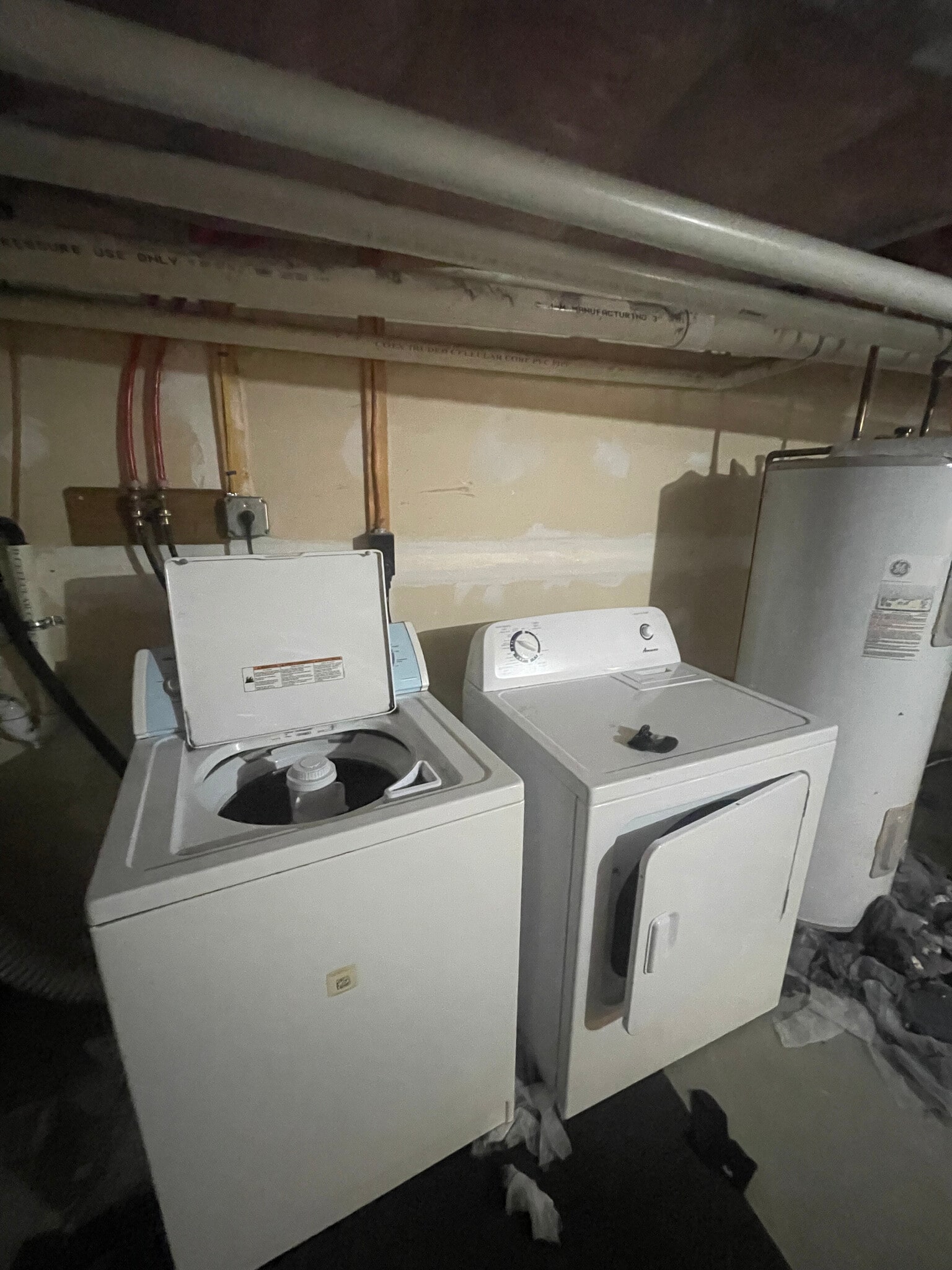 Building Photo - 34 Raymond St