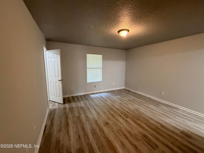 Building Photo - 8225 Eaton Ave