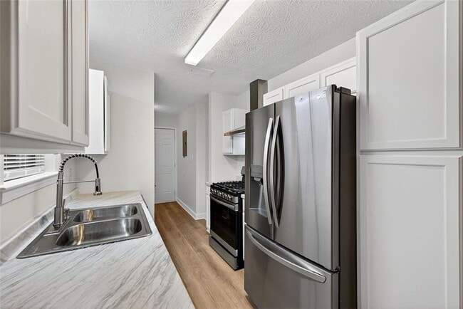 Building Photo - 37 Peach Forest Way