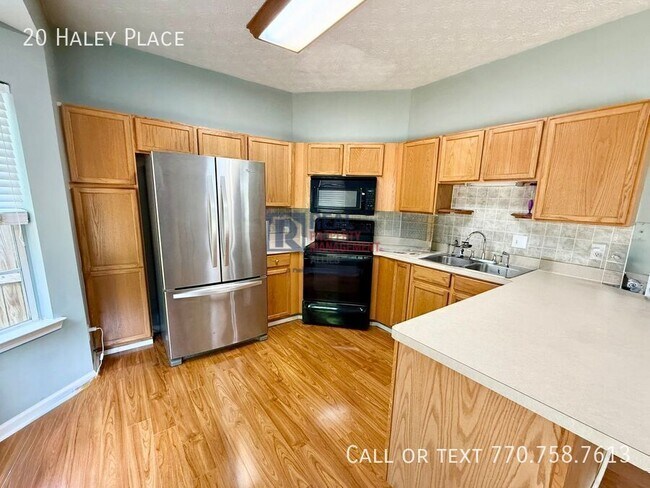 Building Photo - 20 Haley Pl