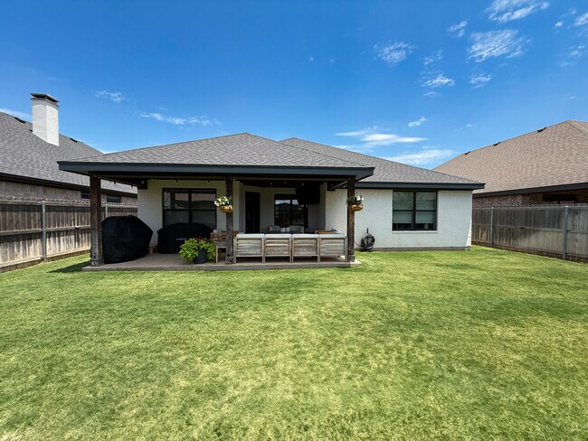 Building Photo - 6418 Stadium Dr