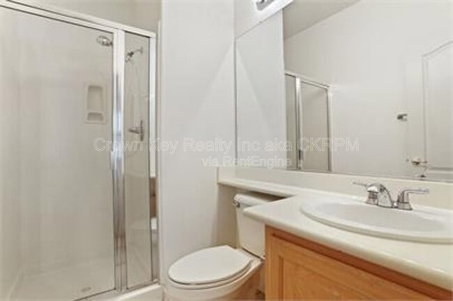 Building Photo - 1844 Oswego Ct