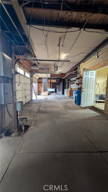 Building Photo - 546 Griswold Ave