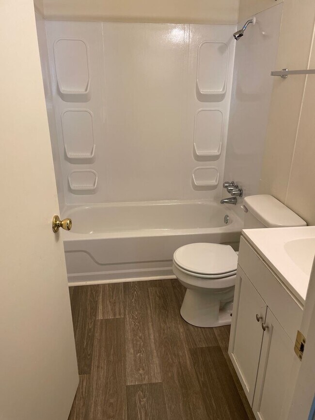 Building Photo - 207 Belvidere St