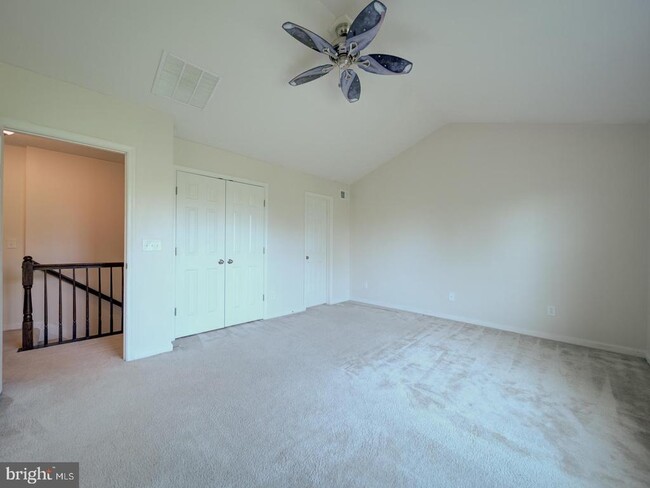 Building Photo - 45818 Winding Branch Terrace