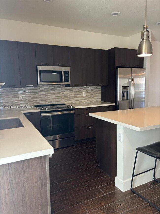 Building Photo - 4700 NW 84th Ave