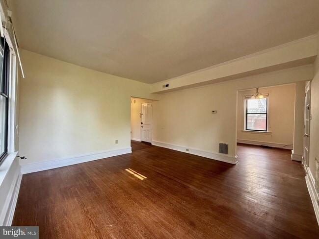 Building Photo - 1610 N Broom St