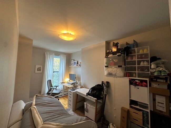 Building Photo - 191A Richards St