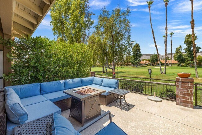 Building Photo - 235 Santa Barbara Cir
