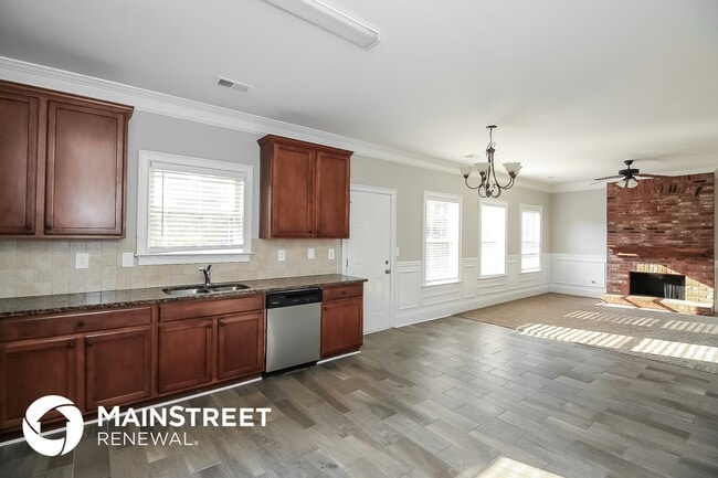 Building Photo - 6373 Flat Rock Ln