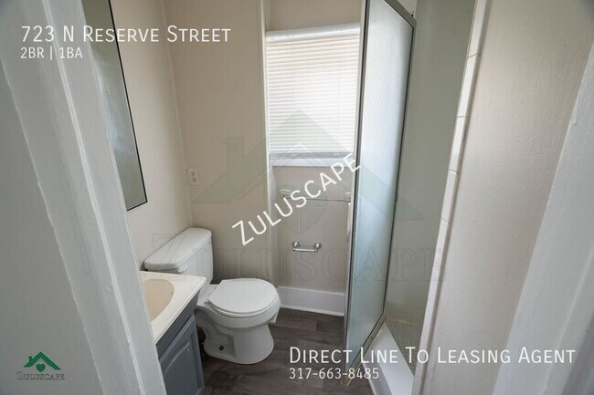 Building Photo - 723 N Reserve St