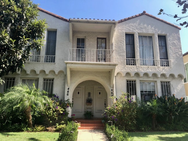 Building Photo - 446 S Oakhurst Dr